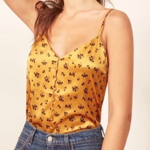 Reformation Top - Picture 1 of 8